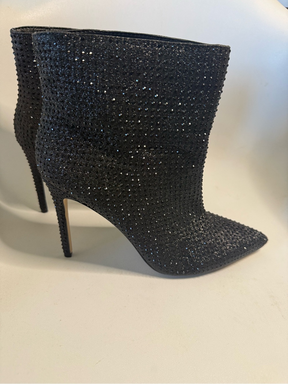 Jewel Badgley Mischka Jude Rhinestone Ankle Booties. Women's Size 10. Black.
